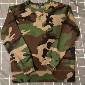 POLO Boys Crewneck sweatshirt. Size S(8). Army Fatigue. Worn.